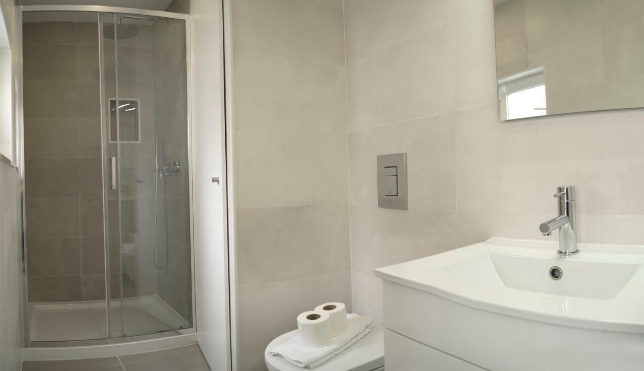ליסבון Funky Two Bedroom Saldanha מראה חיצוני תמונה